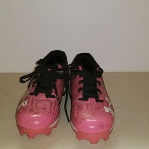 Girls Under armour cleats